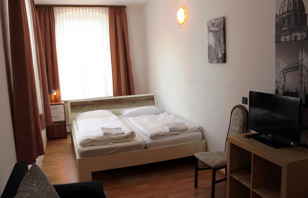 Landgasthof Schoenecke Wahrenholz Dış mekan fotoğraf